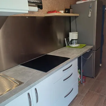 Loni קלנוביצה