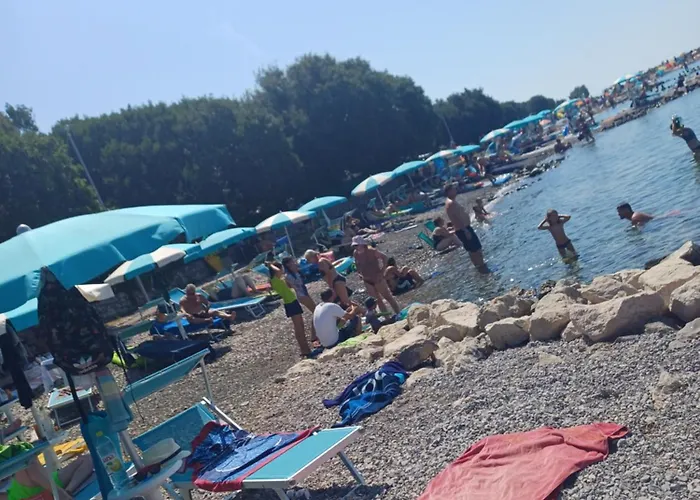 Διαμέρισμα Loni *