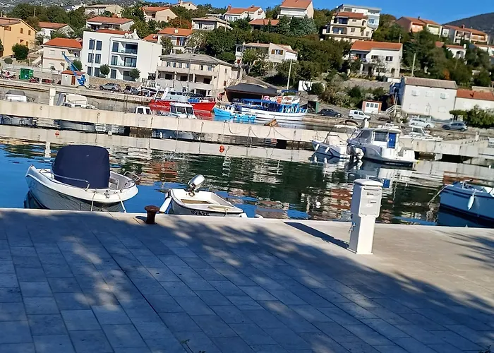 Loni Διαμέρισμα